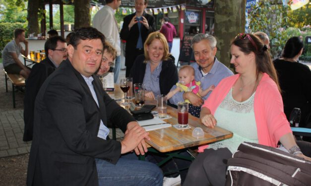 FDP-Sommerfest im Wasserbahnhof läutet die Sommerpause ein