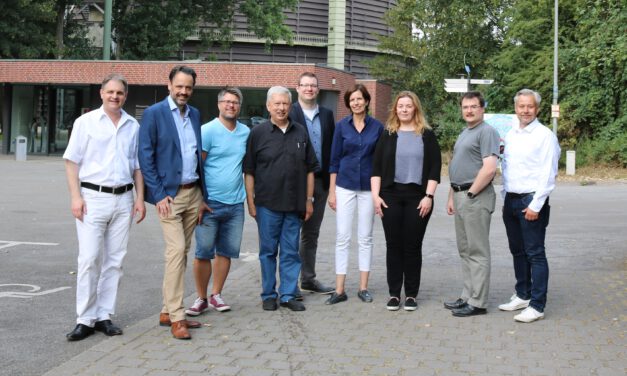 FDP Ruhr auf Kulturentdeckung im Gasometer